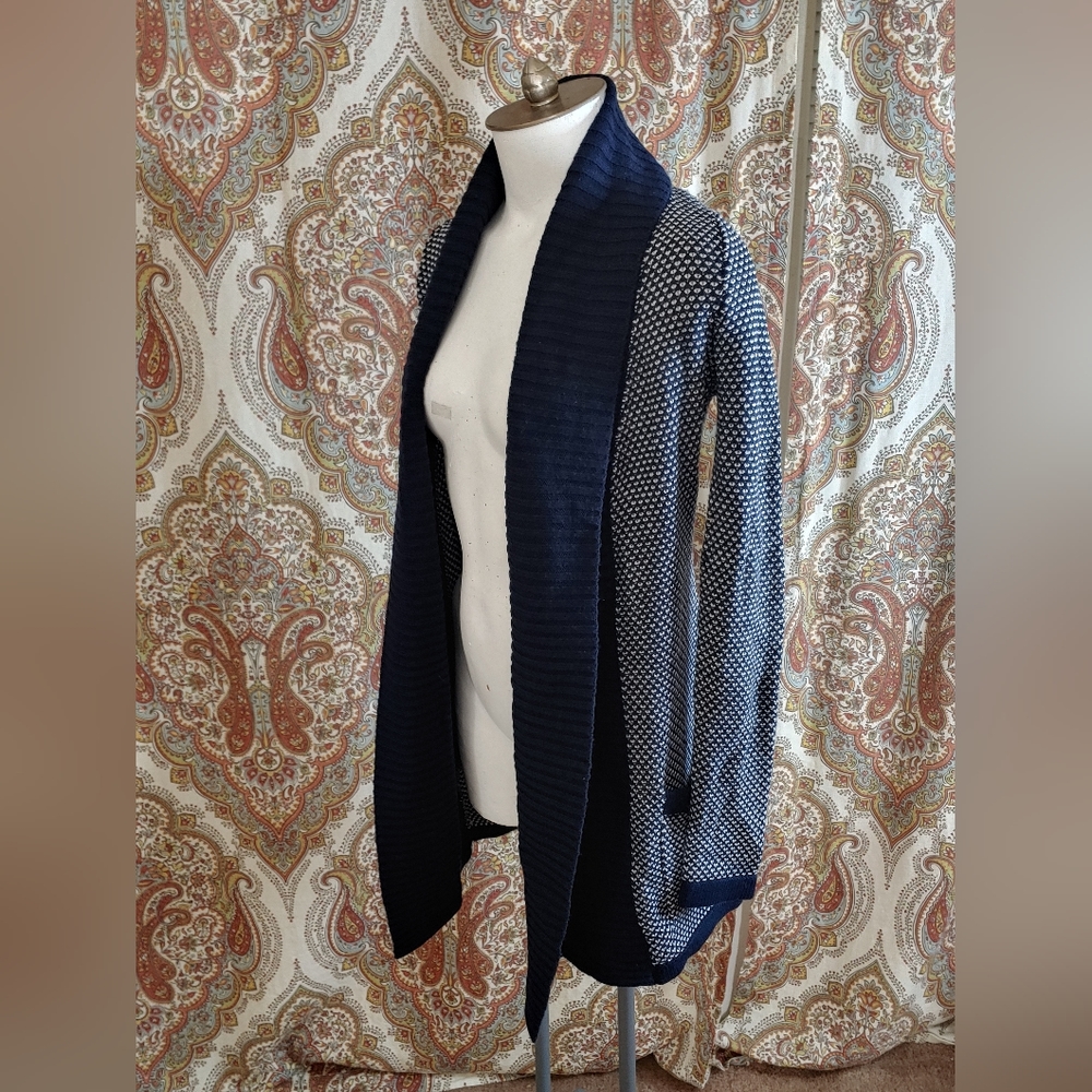 PattyBoutik open cardigan. Size S.